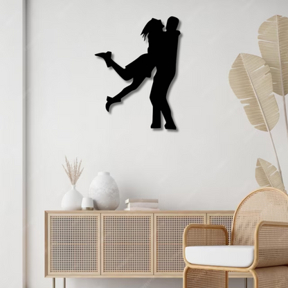 احتضان الزوجين